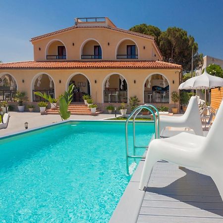 Villa Sunset B&B/Apartments Fontane Bianche Bagian luar foto