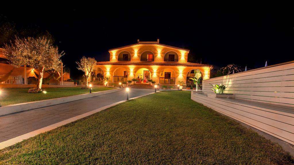 Villa Sunset B&B/Apartments Fontane Bianche Bagian luar foto